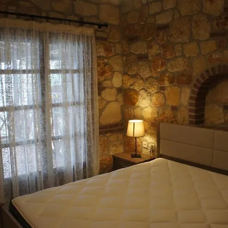 Ferienhaus Orfeas Stone House Psakoudia